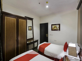 Al Hamra Palace Al Jawazat Branch by OYO Rooms