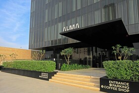 Alma Hotel