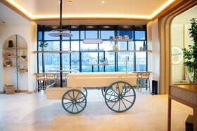 Alma Hotel