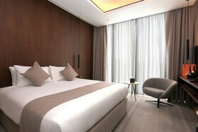 Alma Hotel
