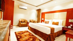 Almuhaidb Al-Suwaidi 24