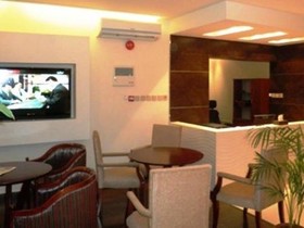 Armada Palace 2