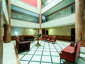 Brzeen Hotel by OYO Rooms