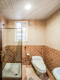 Brzeen Hotel by OYO Rooms