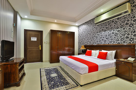 Brzeen Hotel by OYO Rooms
