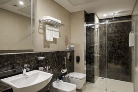 Cristal Amaken Hotel