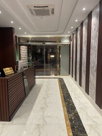 Day & Night Apartments