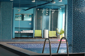 First Room Hotel Apartments