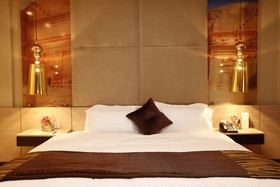 Grand Plaza Takhasosi Hotel