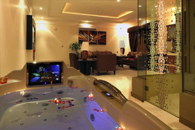 Hayatt Home Hotel