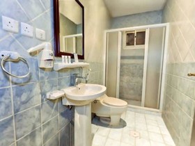 Hotelier Al Izdehar