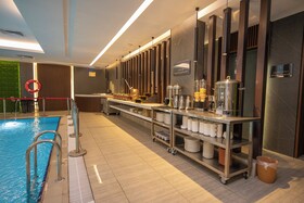 Luxury Night Hotel