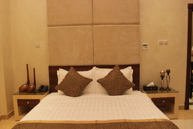 Mandarin Hotel Suites