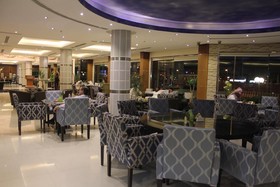Meral Crown Hotel