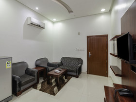 OYO 151 Al Ameria Hotel Suites