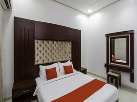 OYO 151 Al Ameria Hotel Suites