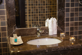 Plaza Inn Business Hotel