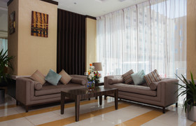 Plaza Inn Business Hotel