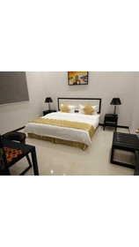 Quiet Rooms Apartment
