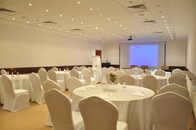 Reef Al Malaz Hotel International