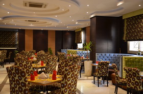Rose Garden Hotel