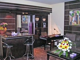 Seteen Palace Hotel