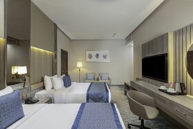 Seven Gardens Hotel