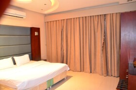 Silent Room 3