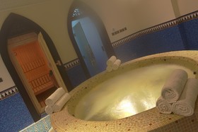 Al Mashreq Boutique Hotel