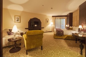 Crowne Plaza Riyadh Al Waha