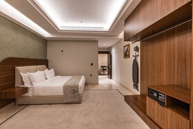 Tura Hotel