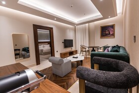 Tura Hotel