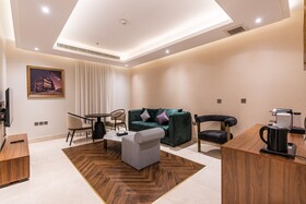 Tura Hotel