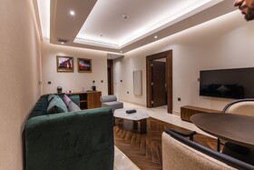 Tura Hotel