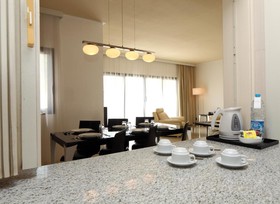 Golden Tulip Dana Bay Hotel