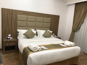 OYO 409 Enjaz Inn
