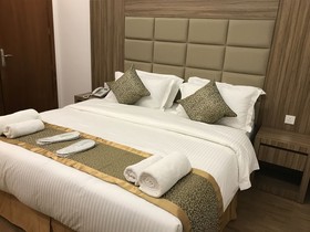 OYO 409 Enjaz Inn