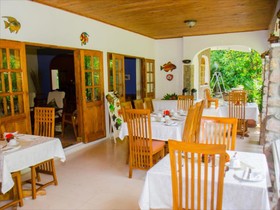 Villa Rafia Guesthouse