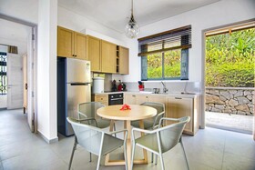 Paradise Chalets Yoga & Wellness