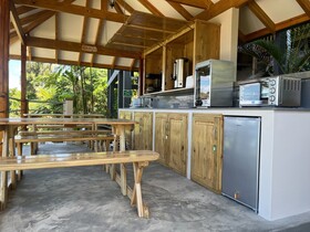 Paradise Chalets Yoga & Wellness