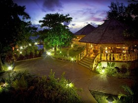 Castello Beach Hotel