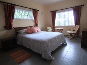 Surfers Beach Self Catering Chalets