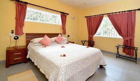 Surfers Beach Self Catering Chalets
