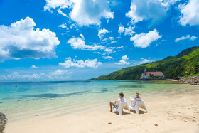 Le Nautique Luxury Beachfront Apartments - Mahe
