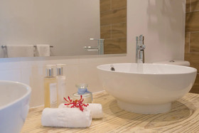Le Nautique Luxury Beachfront Apartments - Mahe