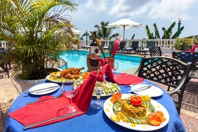 Le Relax Hotels & Restaurant