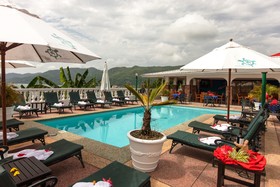 Le Relax Hotels & Restaurant