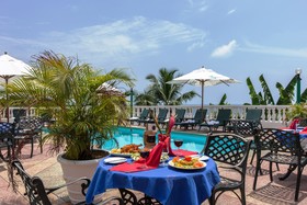 Le Relax Hotels & Restaurant
