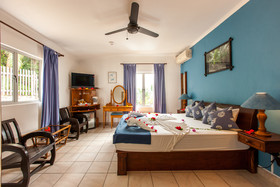 Le Relax Hotels & Restaurant