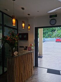 B Holiday Apartments